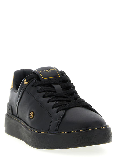Balmain Schwarze Low-Top-Sneakers aus Lammleder