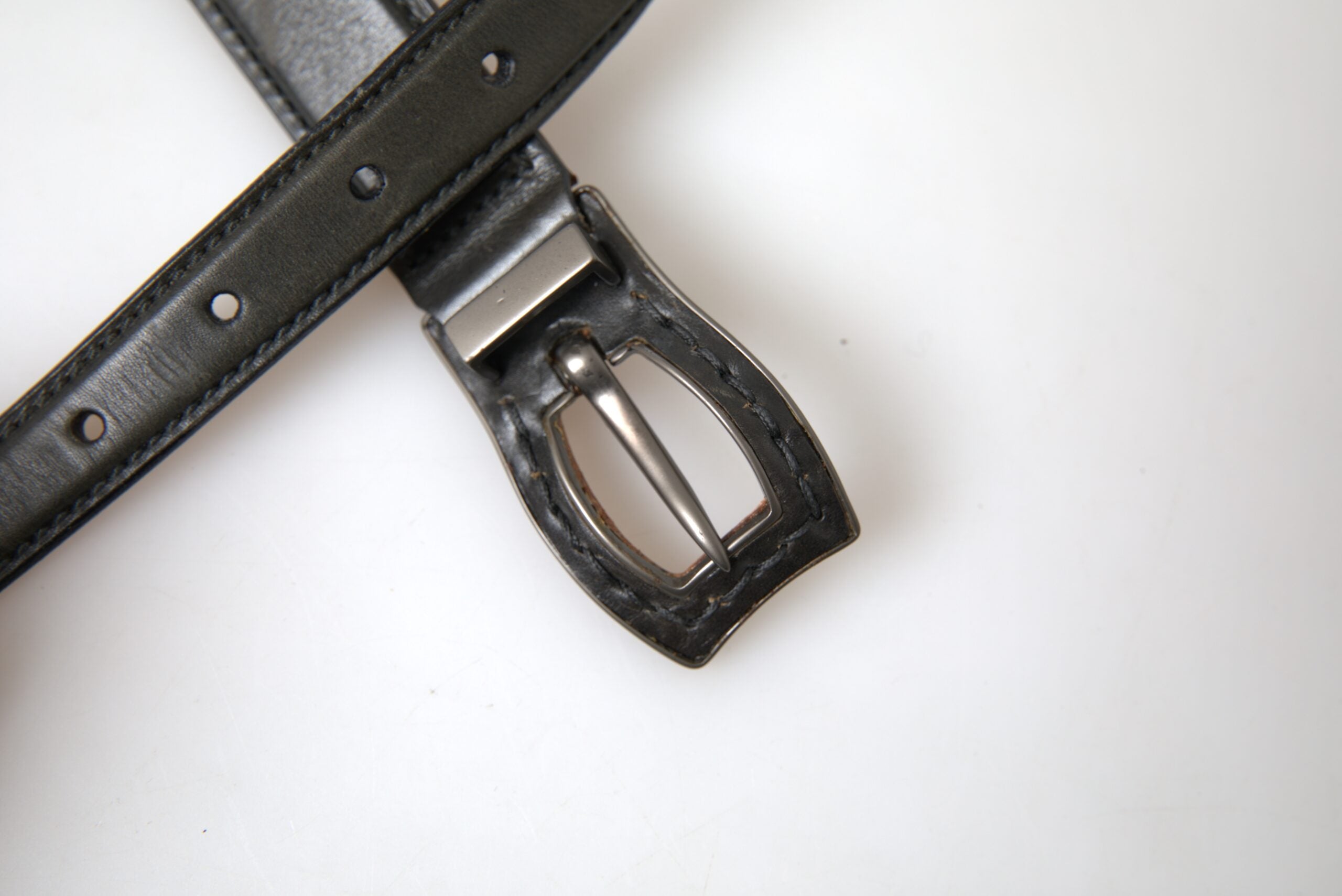 Ermanno Scervino Cintura-Gürtel aus schwarzem Leder mit Metallschnalle