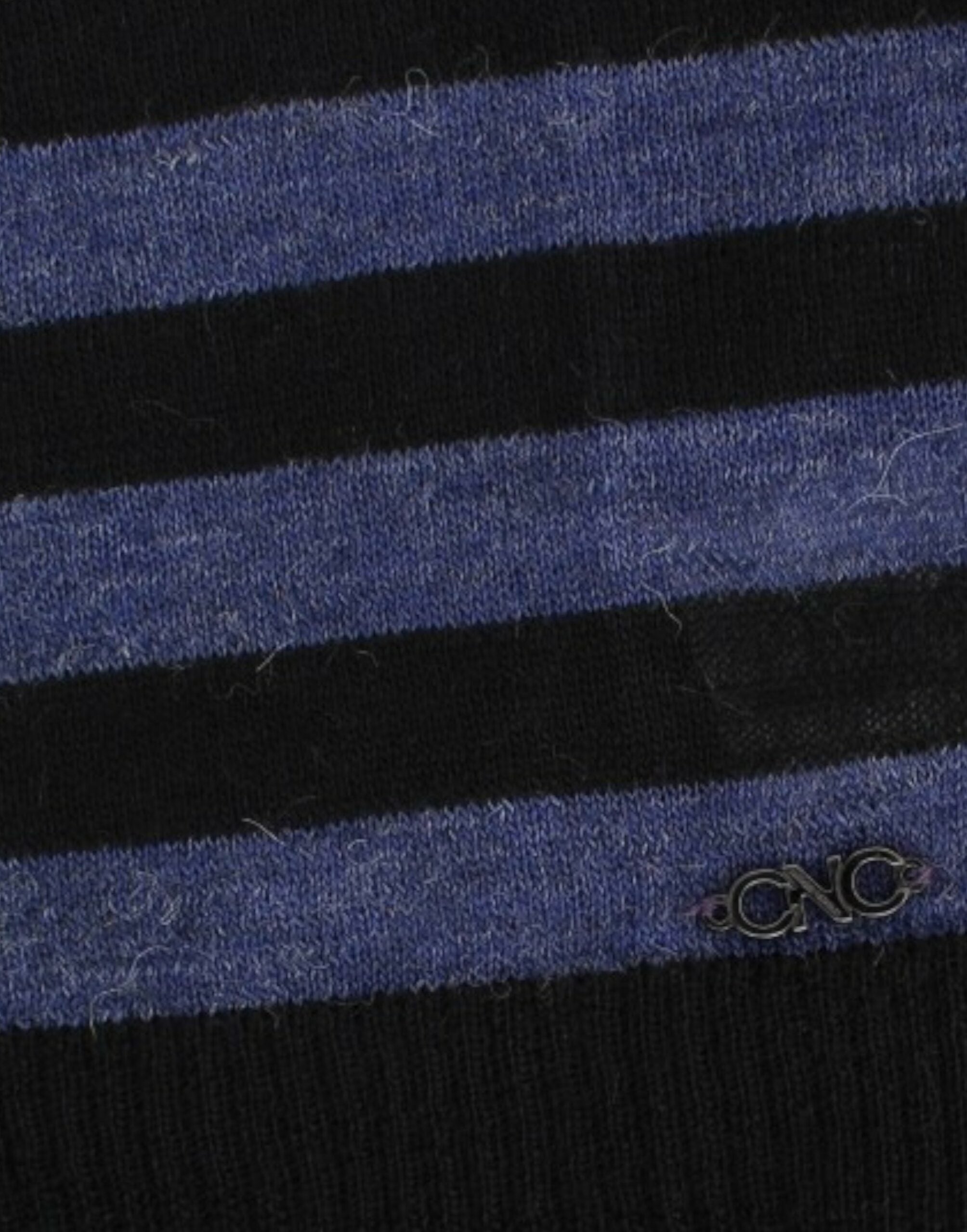 Costume National Schwarzer gestreifter Pullover mit V-Ausschnitt