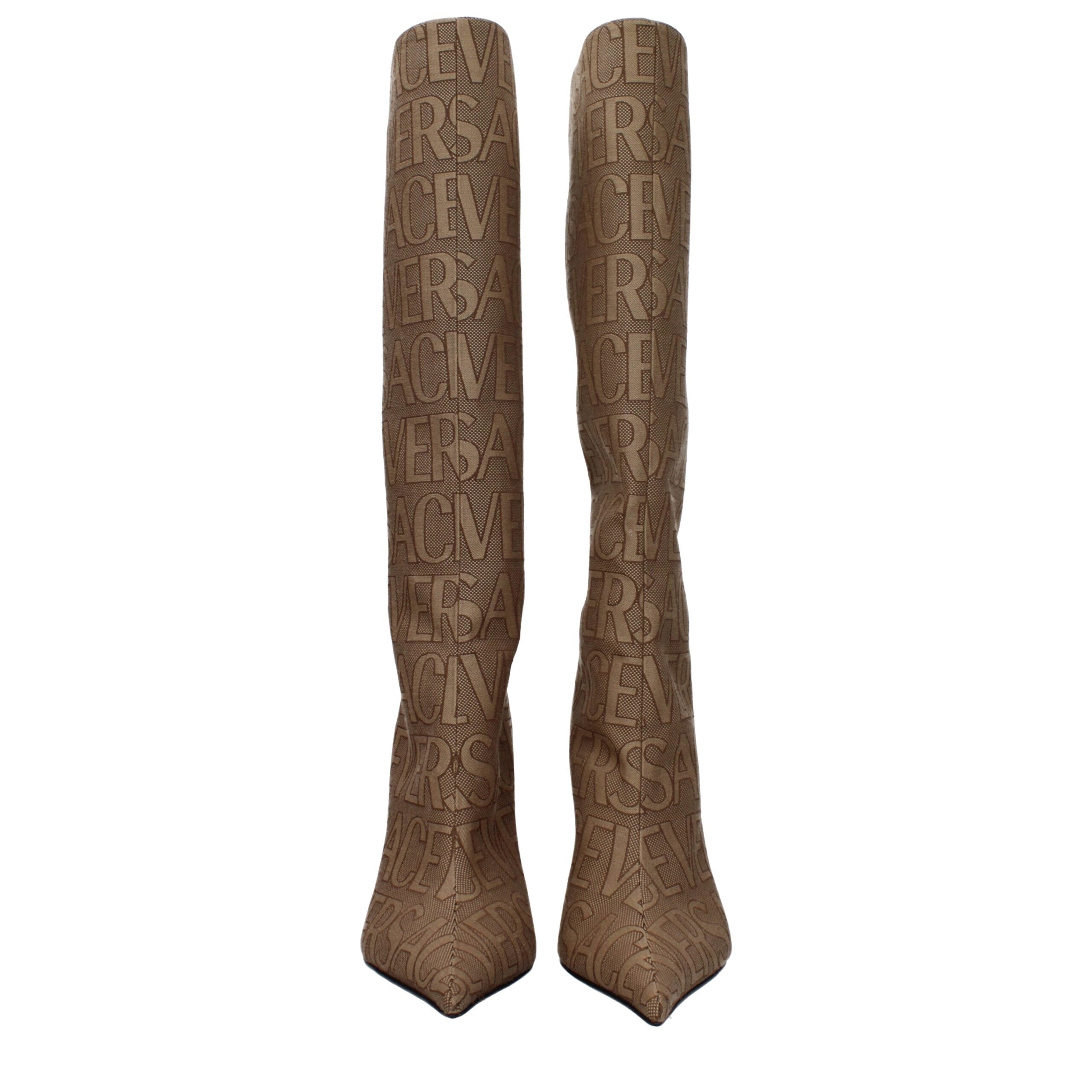 Versace Beigefarbene Stoffstiefel mit hohem Absatz