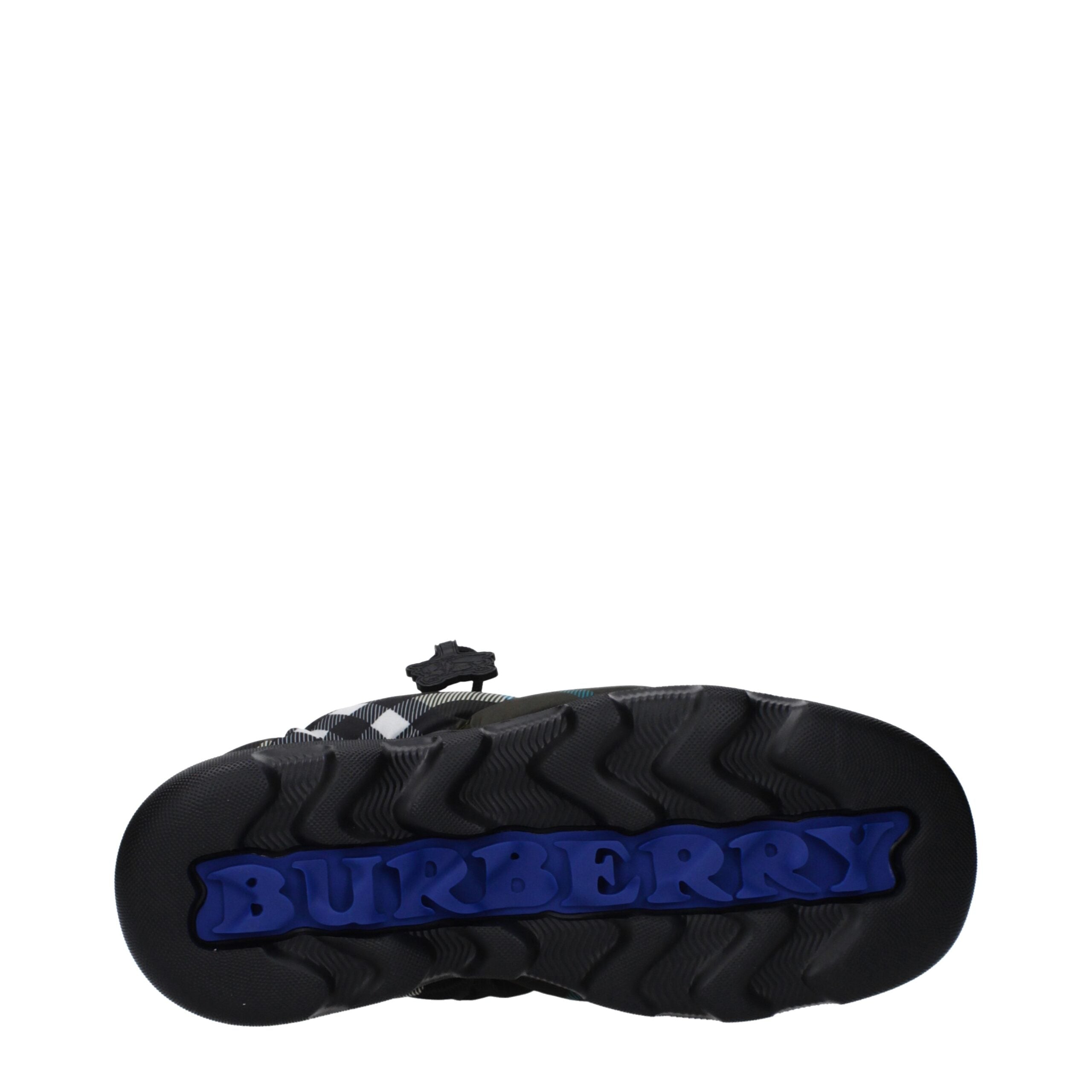 Burberry Slipper aus grünem Stoff