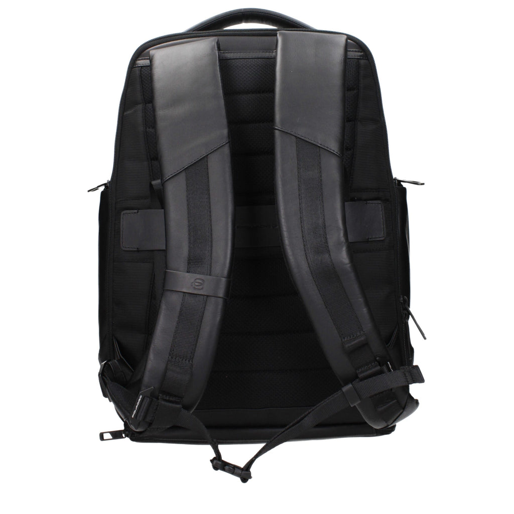 Piquadro Schwarzer Lederrucksack