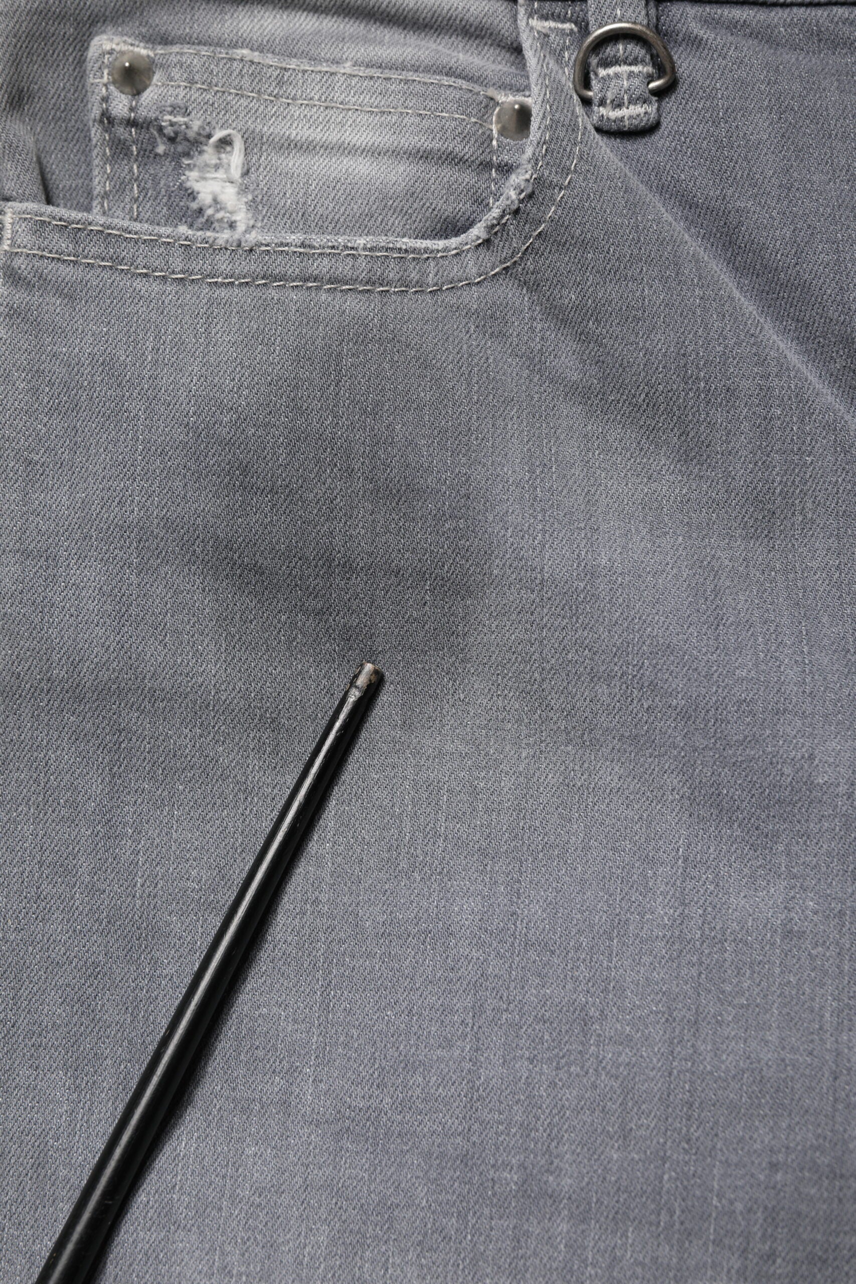 CYCLE Graue, Ausgefranste Mid-Waist Herren-Jeans mit Geradem Bein